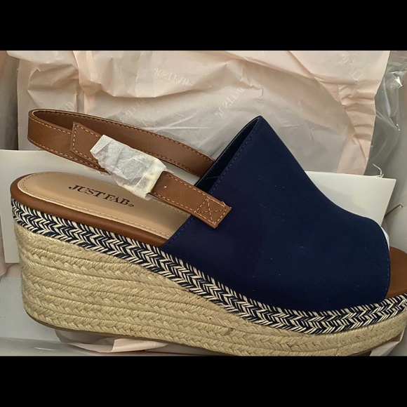 👠 JustFab “Life On The Wedge” Wedges - Picture 5 of 7